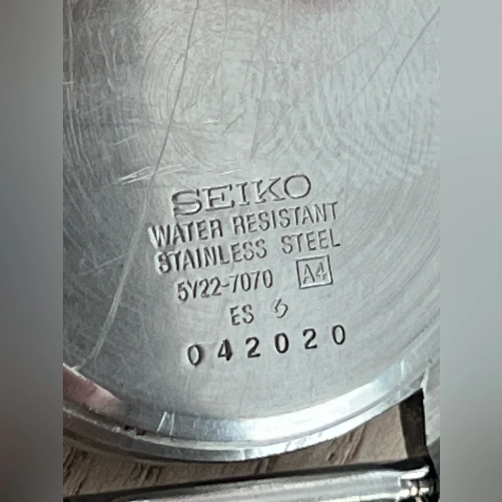Seiko Men’s Watch Vintage Black Dial Stainless Stretch Bracelet Day Date Window